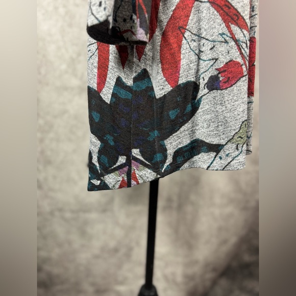 Inoah USA Gray Floral Patterned 3/4 Sleeve Women's Top Size M - Picture 3 of 8